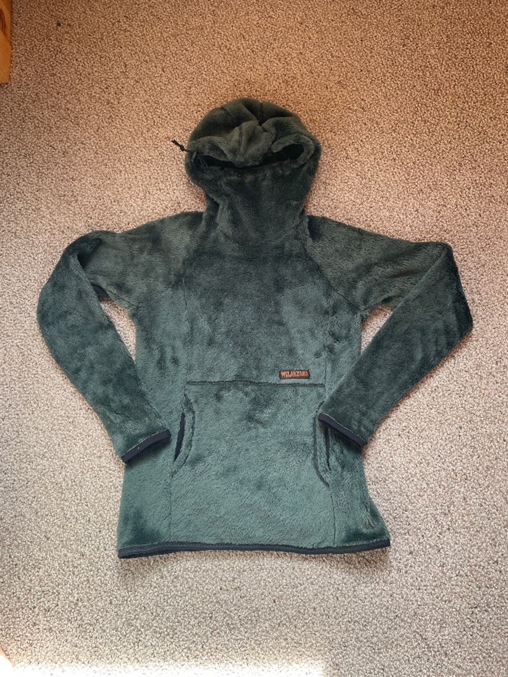 BNWT Melanzana High Loft Hoodie. Women’s Small, Kale